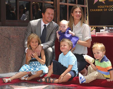 mark wahlberg wife and kids